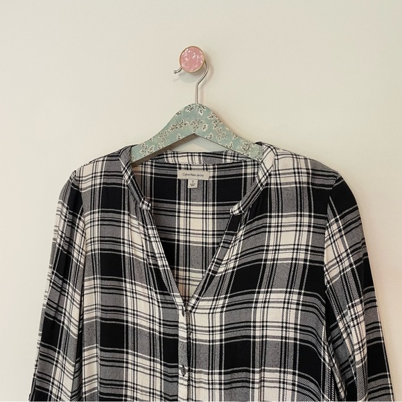 Calvin Klein Black Plaid Button-Down Blouse - Picture 2 of 6